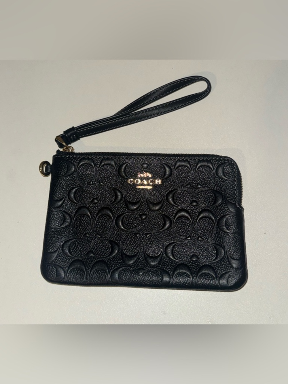 NWOT Coach Black Embossed Signature Leather Wristlet with Gold Logo